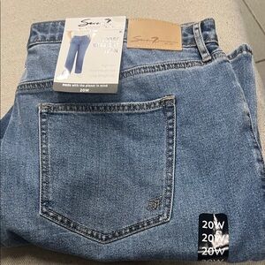 Ladies seven7 size 20 W loose straight jeans, high-rise loose straight leg